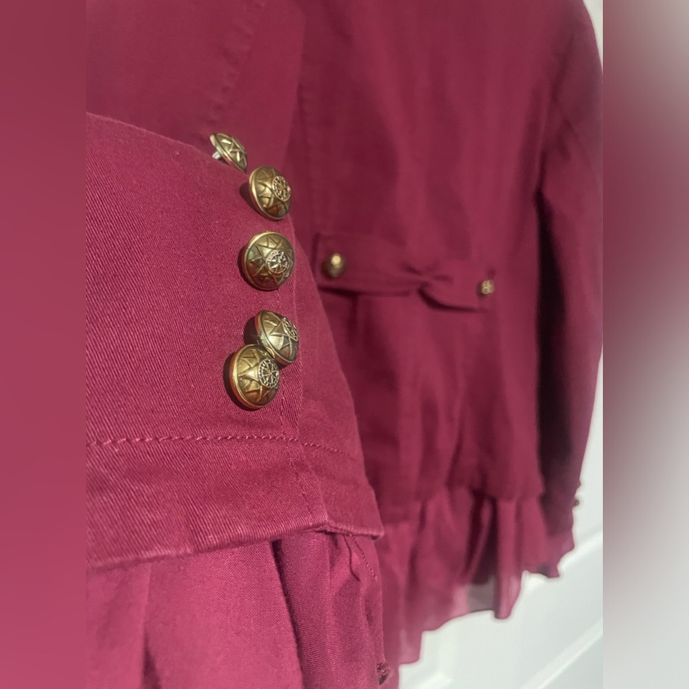 Gorgeous V Cristina Blazer - Picture 6 of 10